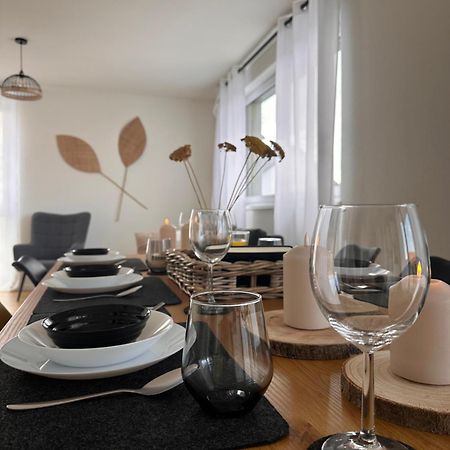 شقة Amao-Sepia I 86Qm I King-Size Beds I Netflix I Privat Balcony I Free Parking I Near Europapark رينهاوسن المظهر الخارجي الصورة